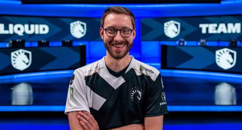 Bjergsen returns to LCS stage, leads Liquid to convincing victory .